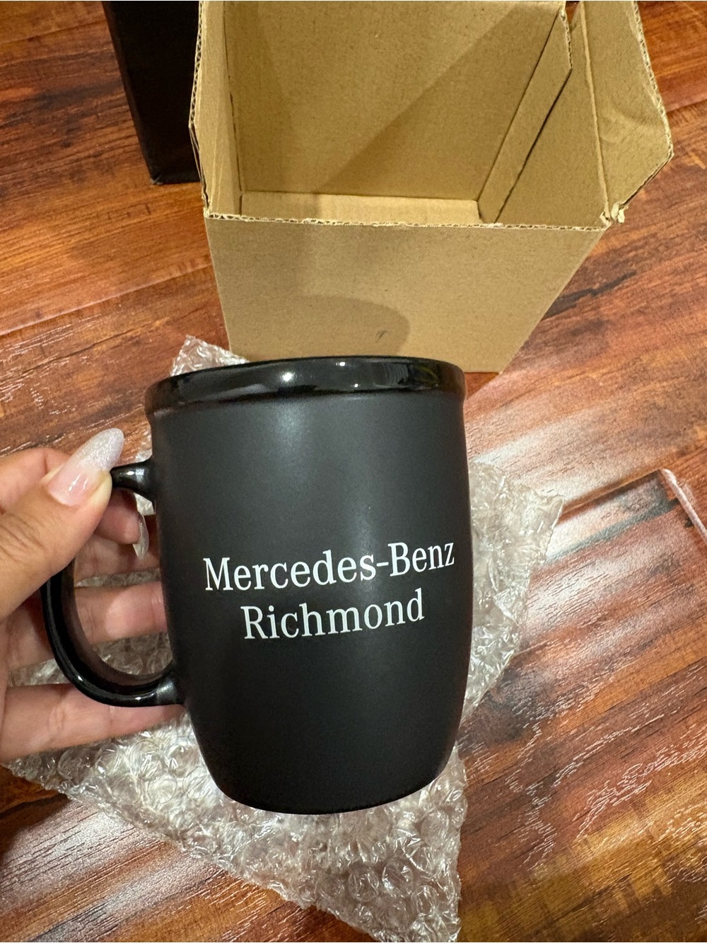 New Mercedes-Benz Matte Black Logo Mug Set - Picture 4 of 4